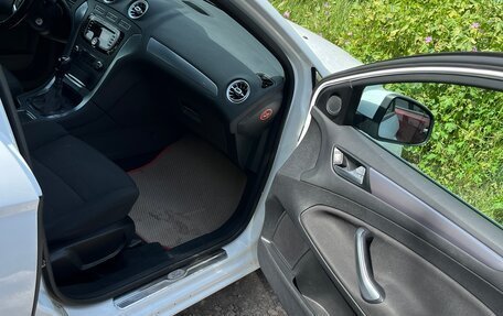 Ford Mondeo IV, 2010 год, 950 000 рублей, 4 фотография