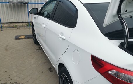 KIA Rio III рестайлинг, 2014 год, 950 000 рублей, 3 фотография