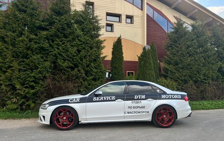Audi A4, 2012 год, 950 000 рублей, 2 фотография