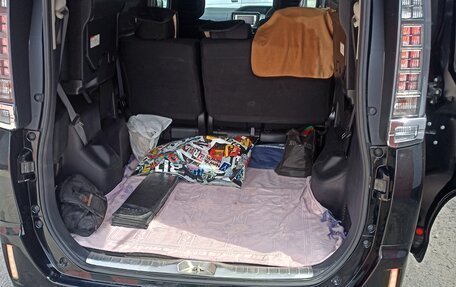 Toyota Voxy III, 2014 год, 1 850 000 рублей, 6 фотография