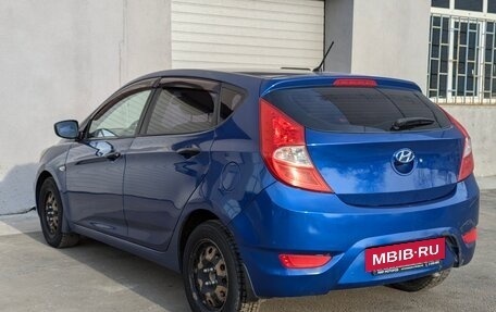 Hyundai Solaris II рестайлинг, 2011 год, 630 000 рублей, 6 фотография