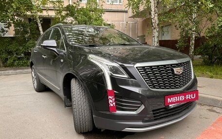 Cadillac XT5 I рестайлинг, 2021 год, 4 015 000 рублей, 3 фотография