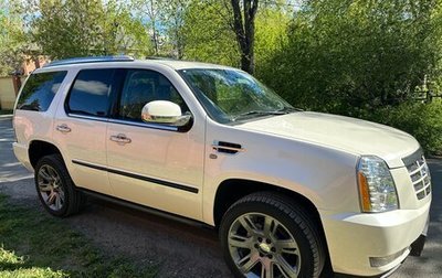 Cadillac Escalade III, 2011 год, 2 500 000 рублей, 1 фотография