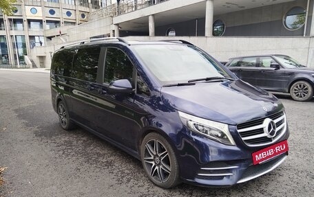 Mercedes-Benz V-Класс, 2018 год, 4 150 000 рублей, 4 фотография