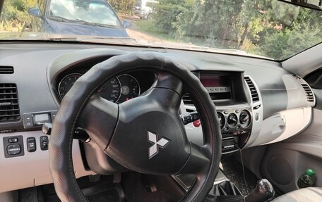 Mitsubishi Pajero Sport II рестайлинг, 2013 год, 1 950 000 рублей, 5 фотография