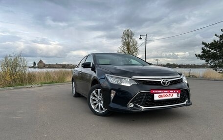 Toyota Camry, 2018 год, 2 350 000 рублей, 3 фотография