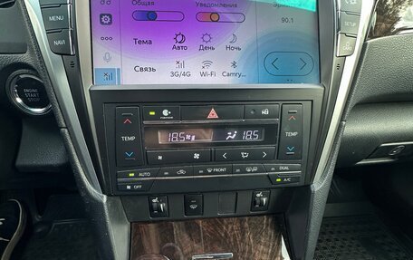 Toyota Camry, 2018 год, 2 350 000 рублей, 10 фотография