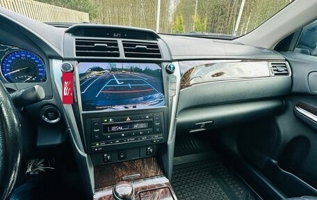 Toyota Camry, 2018 год, 2 350 000 рублей, 6 фотография