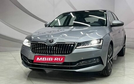 Skoda Superb III рестайлинг, 2024 год, 4 199 000 рублей, 2 фотография