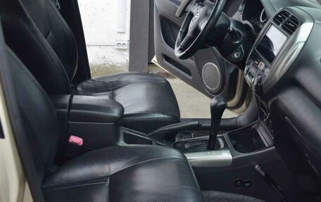 Toyota RAV4, 2004 год, 1 100 000 рублей, 8 фотография