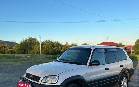 Toyota RAV4, 1996 год, 590 000 рублей, 4 фотография