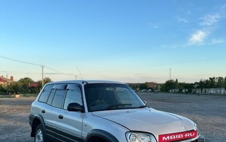 Toyota RAV4, 1996 год, 590 000 рублей, 2 фотография