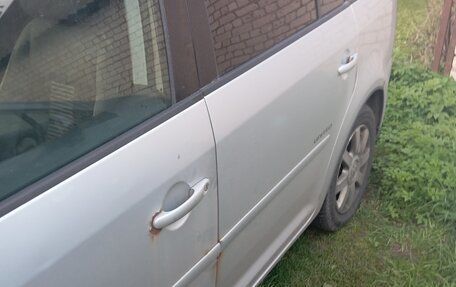 Volkswagen Touran III, 2008 год, 530 000 рублей, 2 фотография