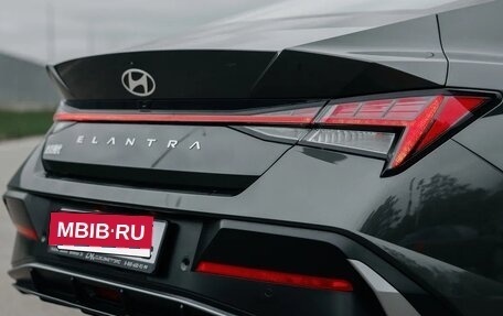 Hyundai Elantra, 2024 год, 1 890 000 рублей, 5 фотография