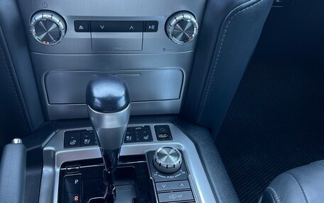 Toyota Land Cruiser 200, 2020 год, 8 600 000 рублей, 10 фотография