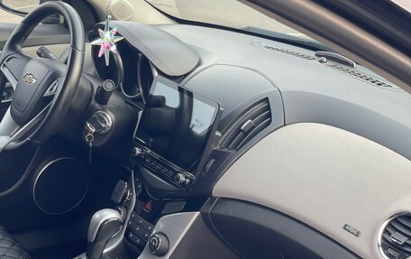Chevrolet Cruze II, 2014 год, 950 000 рублей, 13 фотография