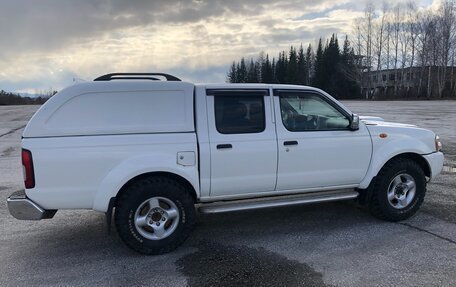 Nissan NP300, 2014 год, 1 250 000 рублей, 4 фотография