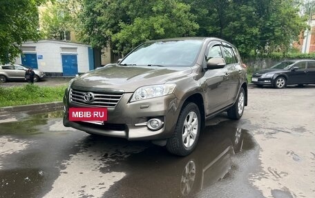 Toyota RAV4, 2011 год, 1 400 000 рублей, 2 фотография