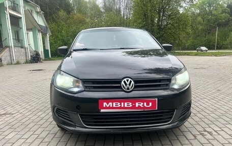 Volkswagen Polo VI (EU Market), 2012 год, 380 000 рублей, 3 фотография