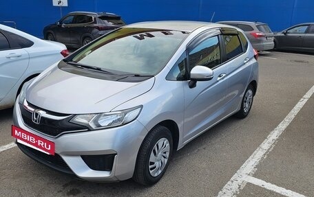 Honda Fit III, 2016 год, 1 350 000 рублей, 2 фотография
