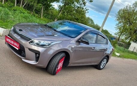 KIA Rio IV, 2018 год, 1 250 000 рублей, 3 фотография