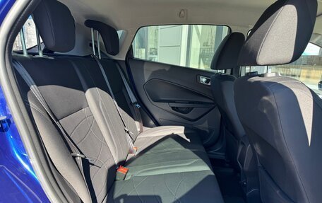 Ford Fiesta, 2015 год, 950 000 рублей, 6 фотография