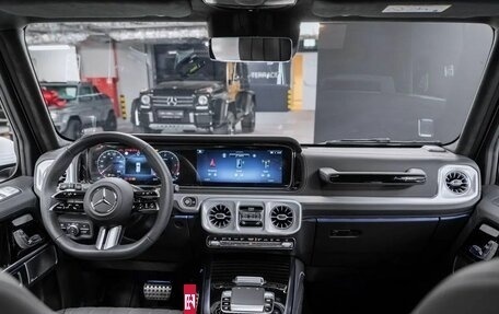Mercedes-Benz G-Класс W463 рестайлинг _iii, 2024 год, 23 000 000 рублей, 2 фотография