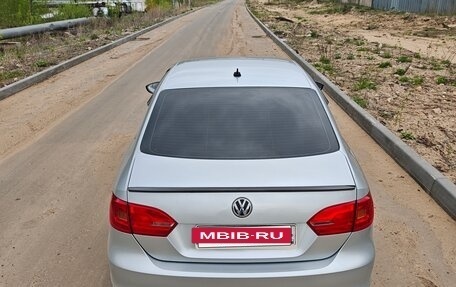 Volkswagen Jetta VI, 2012 год, 960 000 рублей, 2 фотография