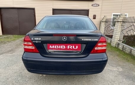 Mercedes-Benz C-Класс, 2003 год, 690 000 рублей, 4 фотография