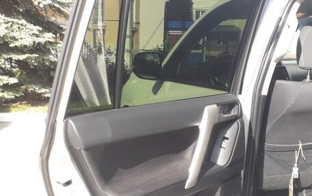 Toyota Land Cruiser Prado 150 рестайлинг 2, 2021 год, 6 590 000 рублей, 11 фотография