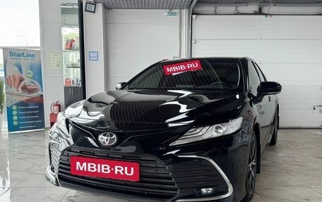 Toyota Camry, 2021 год, 2 800 000 рублей, 2 фотография