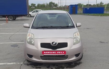 Toyota Vitz, 2005 год, 540 000 рублей, 2 фотография