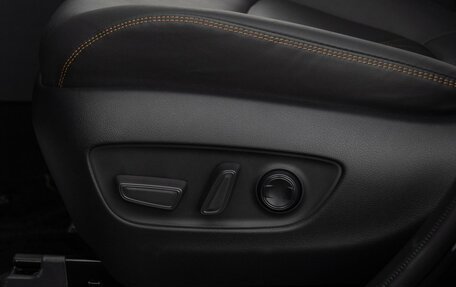 Toyota RAV4, 2024 год, 5 850 000 рублей, 14 фотография