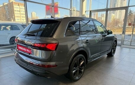 Audi Q7, 2024 год, 13 000 000 рублей, 4 фотография