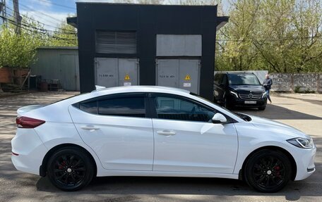 Hyundai Elantra VI рестайлинг, 2018 год, 1 600 000 рублей, 5 фотография