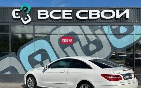 Mercedes-Benz E-Класс, 2013 год, 1 550 000 рублей, 3 фотография