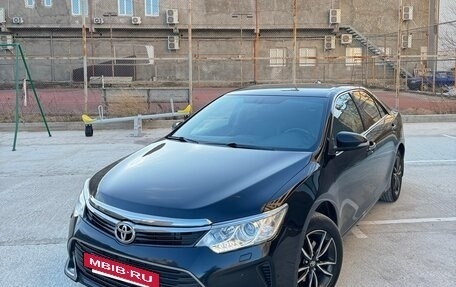 Toyota Camry, 2016 год, 2 200 000 рублей, 4 фотография