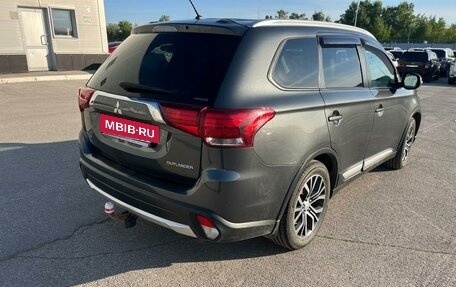 Mitsubishi Outlander III рестайлинг 3, 2015 год, 1 484 000 рублей, 3 фотография