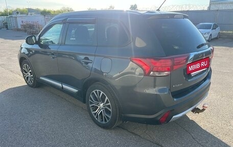 Mitsubishi Outlander III рестайлинг 3, 2015 год, 1 484 000 рублей, 2 фотография