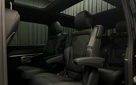 Mercedes-Benz V-Класс, 2024 год, 14 300 000 рублей, 14 фотография