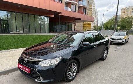 Toyota Camry, 2016 год, 2 100 000 рублей, 3 фотография
