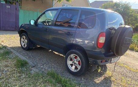 Chevrolet Niva I рестайлинг, 2009 год, 550 000 рублей, 2 фотография