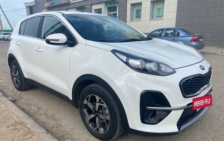 KIA Sportage IV рестайлинг, 2019 год, 2 650 000 рублей, 2 фотография