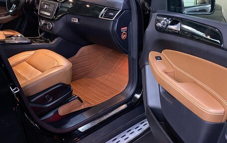 Mercedes-Benz GLS, 2018 год, 6 700 000 рублей, 3 фотография