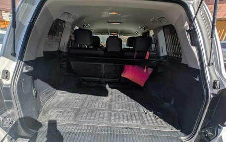 Toyota Land Cruiser 200, 2017 год, 5 900 000 рублей, 6 фотография