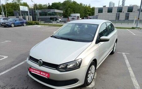 Volkswagen Polo VI (EU Market), 2011 год, 575 000 рублей, 4 фотография