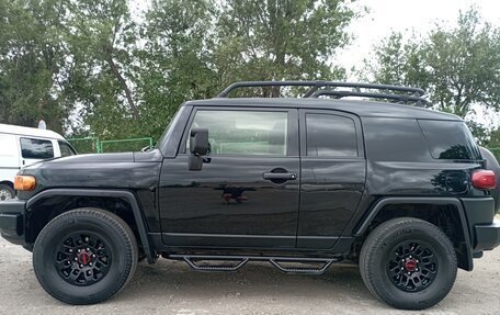 Toyota FJ Cruiser, 2012 год, 4 800 000 рублей, 2 фотография