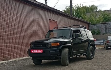Toyota FJ Cruiser, 2012 год, 4 800 000 рублей, 6 фотография