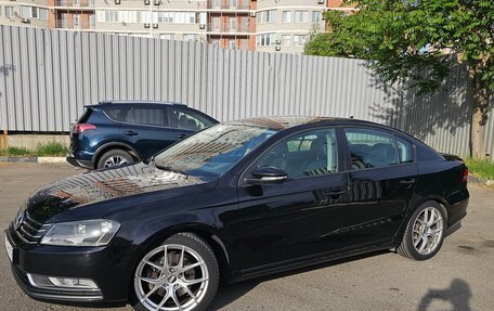 Volkswagen Passat B7, 2011 год, 1 300 000 рублей, 3 фотография
