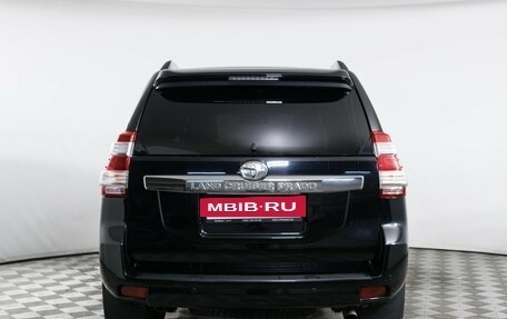 Toyota Land Cruiser Prado 150 рестайлинг 2, 2016 год, 3 890 000 рублей, 6 фотография